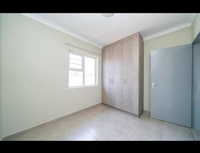2 BEDROOM HOUSE FOR SALE IN PARKDENE